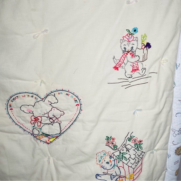 Vintage hand embroidered baby quilt with birds and animals precious moments - Picture 7 of 12